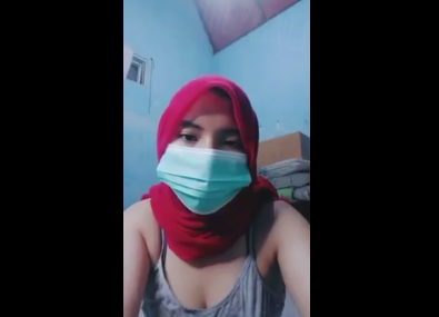 Cewe Cantik Rekam Lagi Kulum Si Joni Yang Lagi Ngaceng